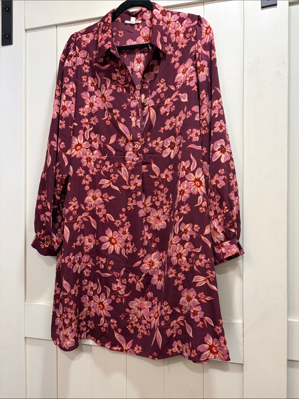 easel Floral Long-Sleeve Tunic Dress in Burgundy and Pink